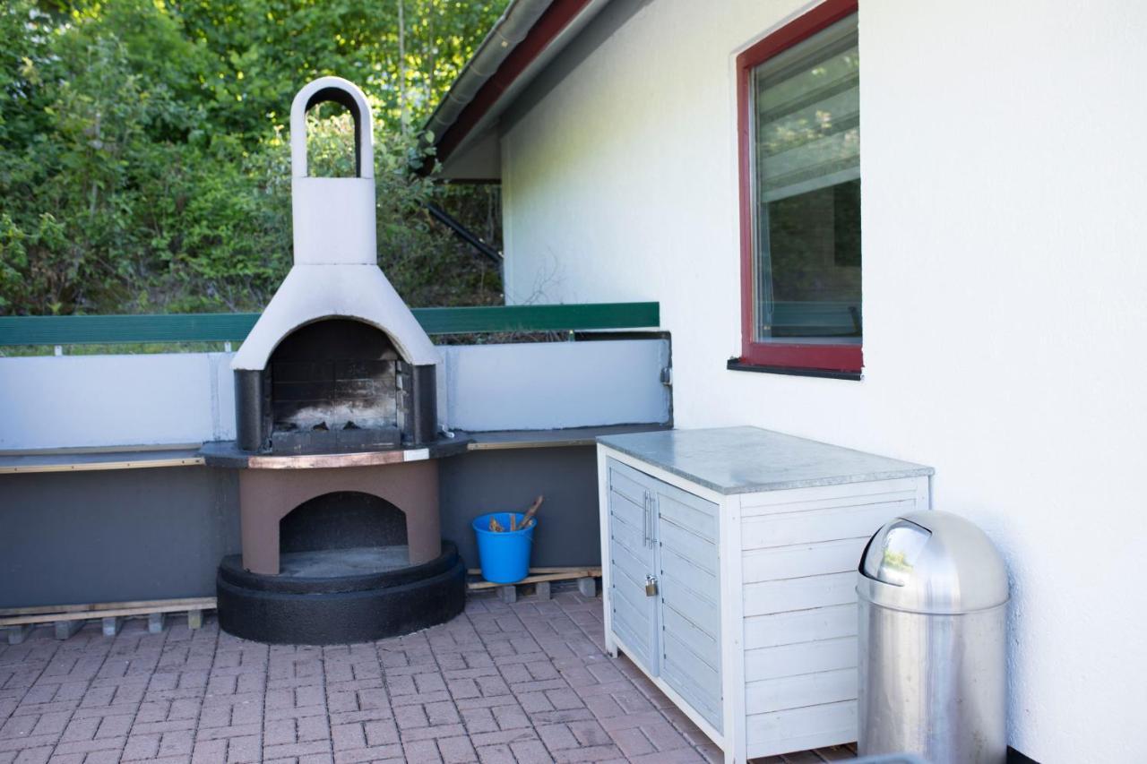 Ferienhaus "Baeren Ecke" Am See Im Bergland เคียร์ชไฮม์ ภายนอก รูปภาพ