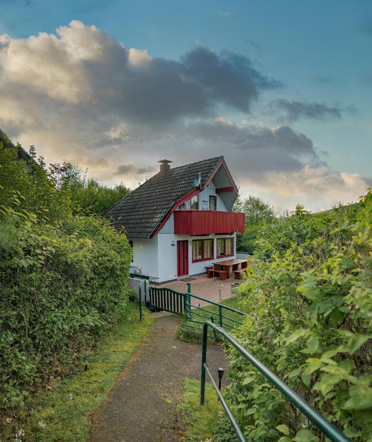 Ferienhaus "Baeren Ecke" Am See Im Bergland เคียร์ชไฮม์ ภายนอก รูปภาพ