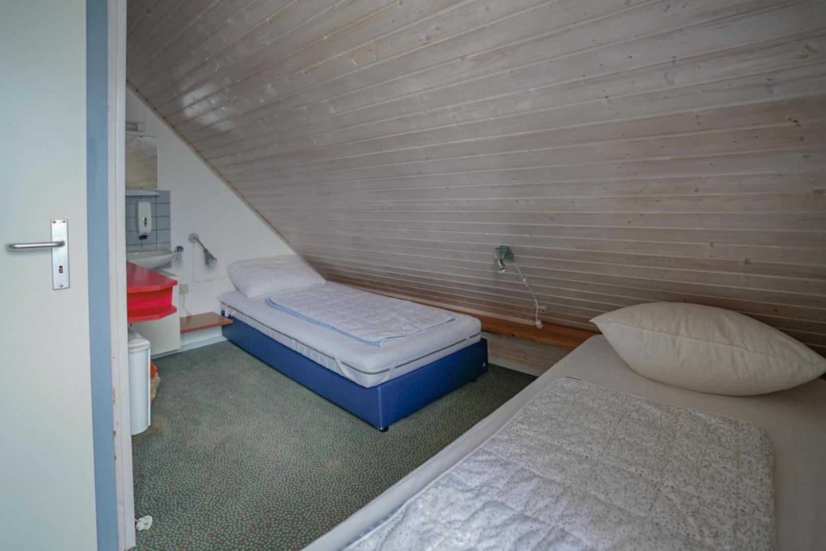 Ferienhaus "Baeren Ecke" Am See Im Bergland เคียร์ชไฮม์ ภายนอก รูปภาพ