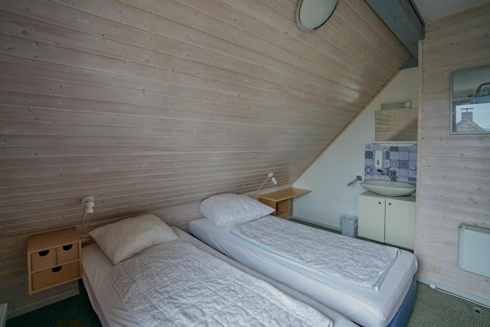 Ferienhaus "Baeren Ecke" Am See Im Bergland เคียร์ชไฮม์ ภายนอก รูปภาพ
